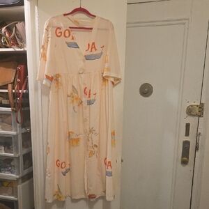 Chic Cream Graphic Print Midi Dress